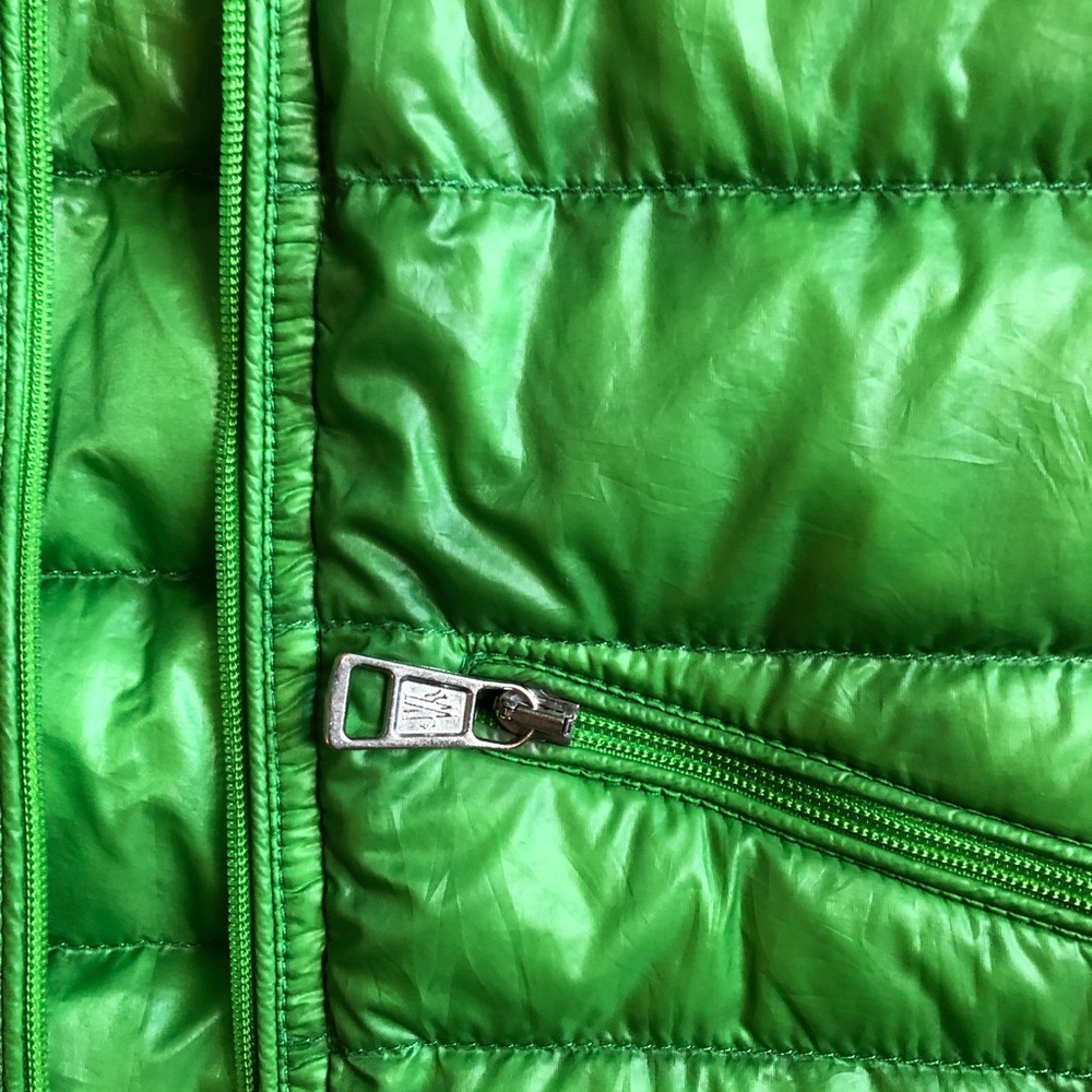 COPY - Moncler vest - Picture 2 of 16